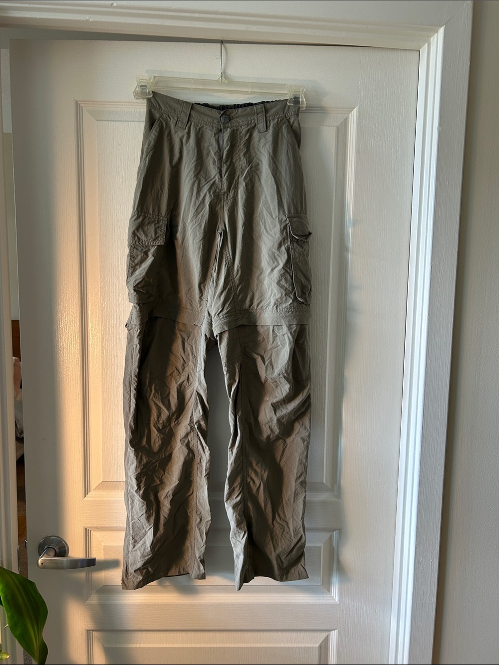 Women’s  Convertible Cargo REI Pants — Taupe